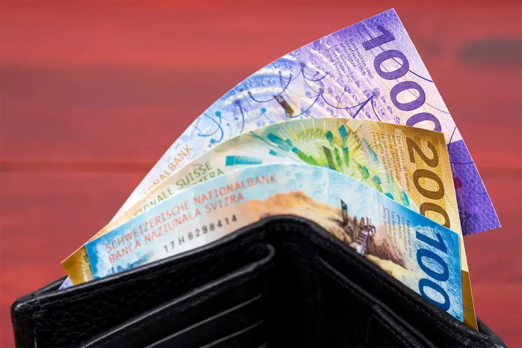 Swiss salary context for Basel families