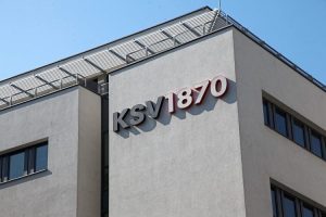 The Free Newspaper That Cost €500: How Austria’s ‘Thank-You Subscription’ Traps Turn Into KSV1870 Nightmares