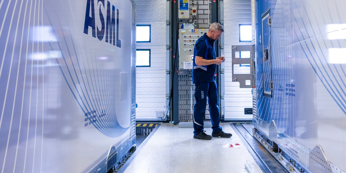 UBS trekt koersdoel ASML flink op