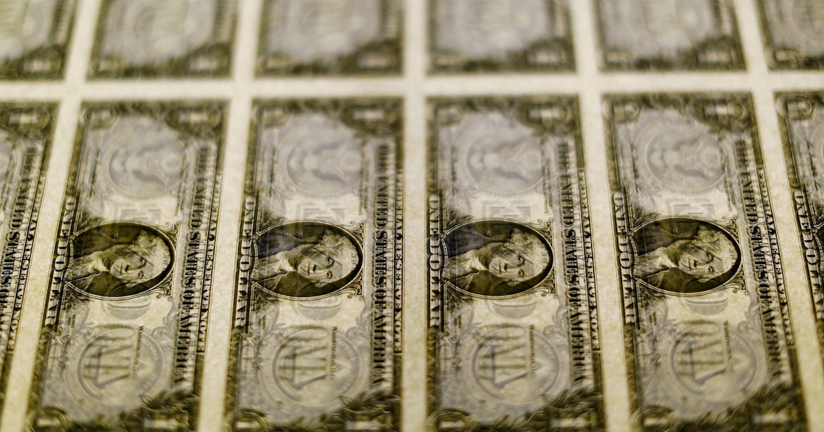 FILE PHOTO: U.S. dollar bills are seen on a light table at the Bureau of Engraving and Printing in Washington, November 14, 2014. REUTERS/Gary Cameron/File Photo