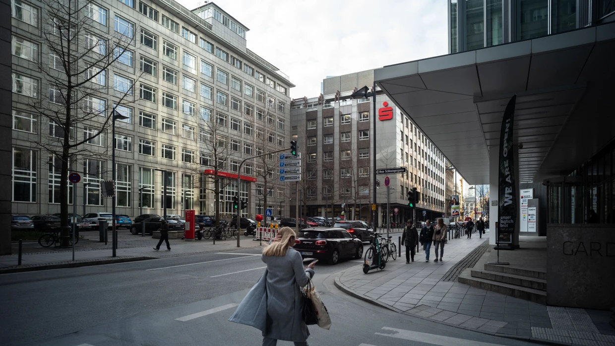 Sparkasse's role in pushing consumer debt: ethical or exploitative?