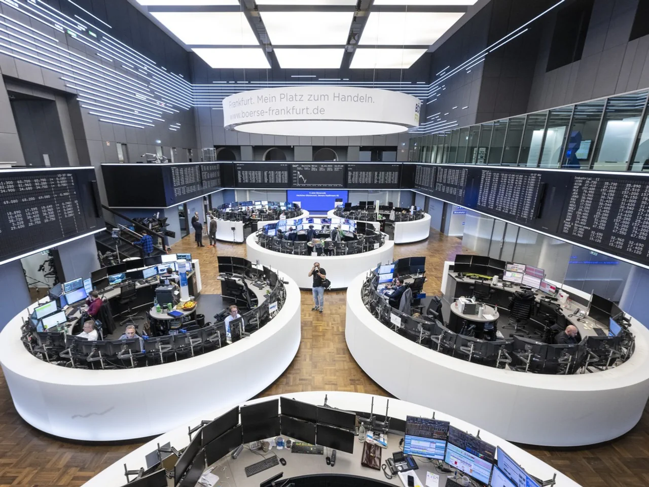 Switzerlands surprising market performance in 2025 overperforming the US