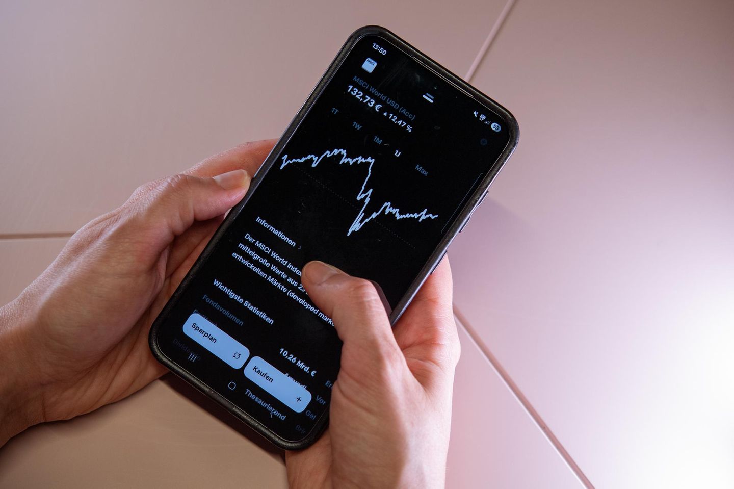 Dumping US ETFs? Here’s What Austrian Investors Actually Buy Instead