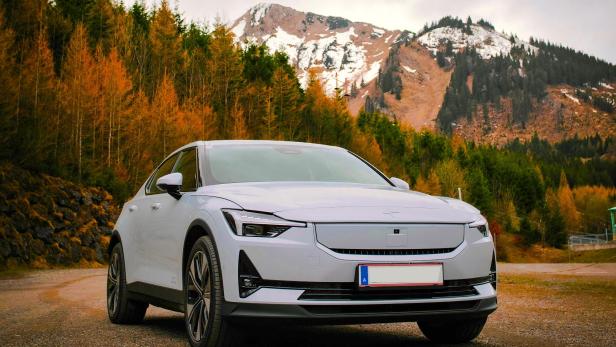 The Urban Austrian’s EV Delusion: How Solar Power Won’t Save You From Bad Math