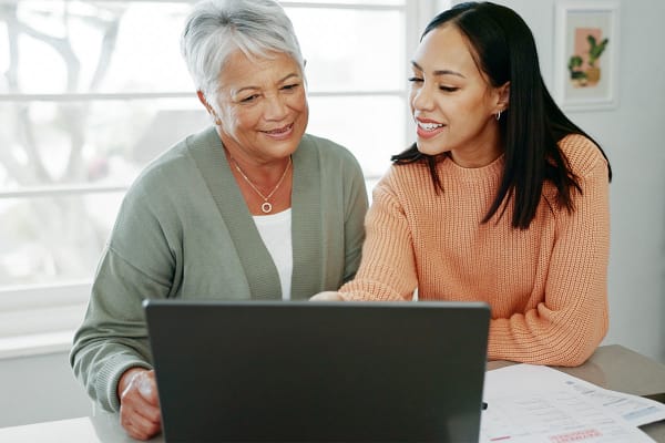 Infographic on gifting assets benefits and risks